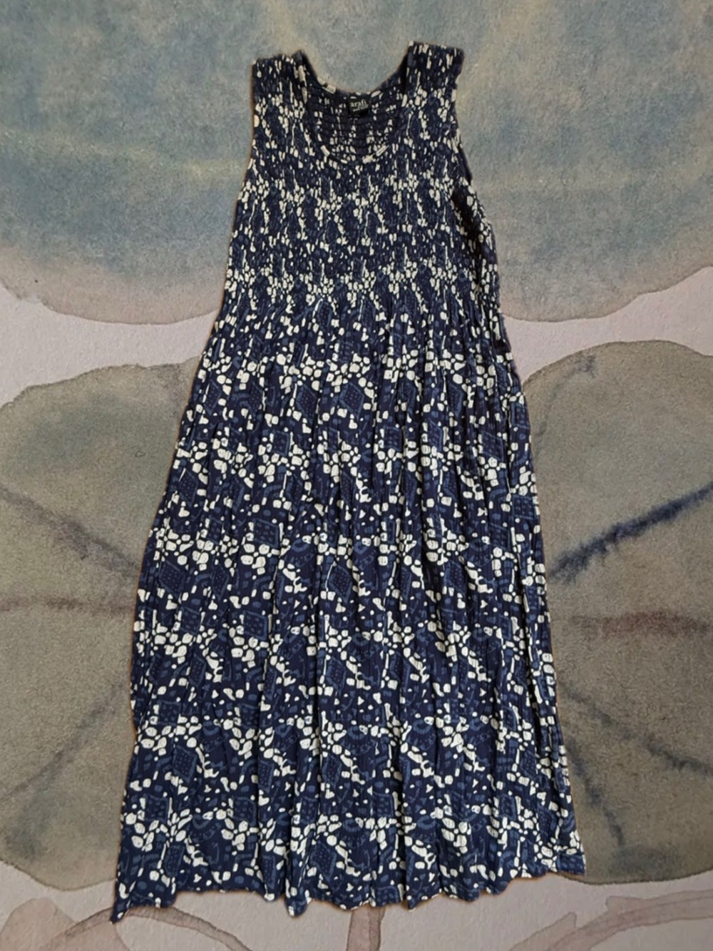 Arafi Stretchy Navy and White Patterned Midi Dress